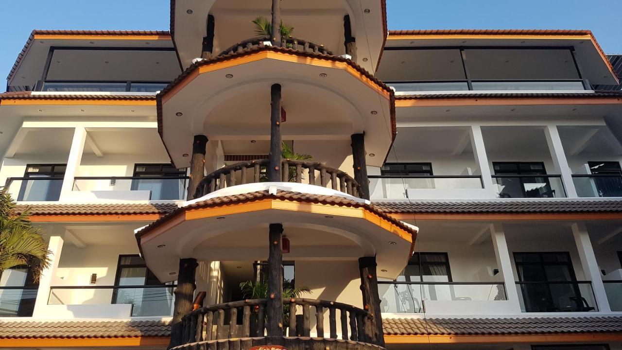 La Capannina Hotel Patong Exterior foto